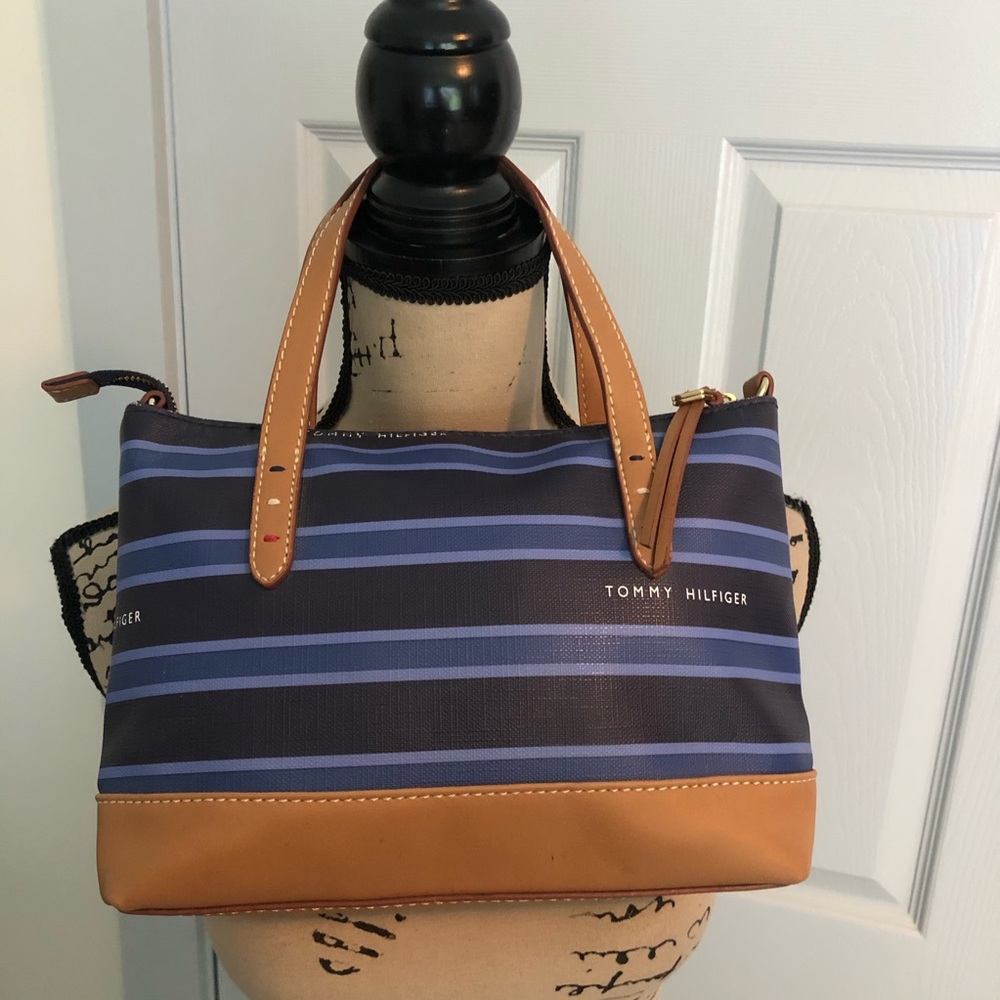 Tommy Hilfiger bag